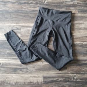 Brand new black legging with phone pocket